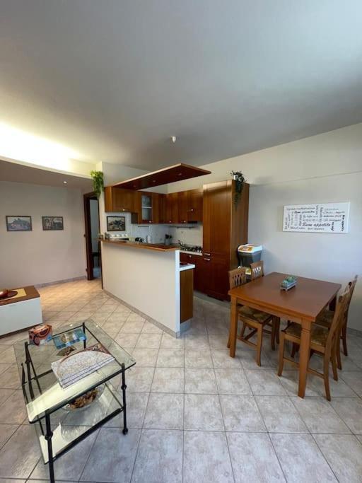 Appartement Casa Carlino à Santo Stefano Belbo Extérieur photo